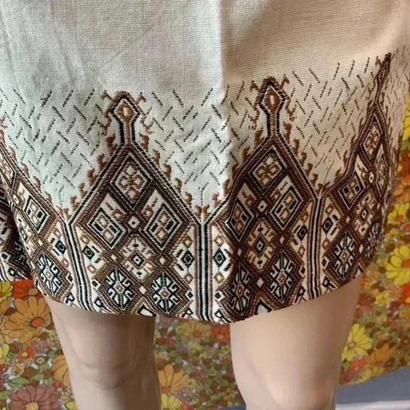 NOS Guatemalan hand embroidered half apron - Picture 5 of 8